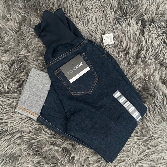 Maternity Crop Jeans - Picture 1 of 3
